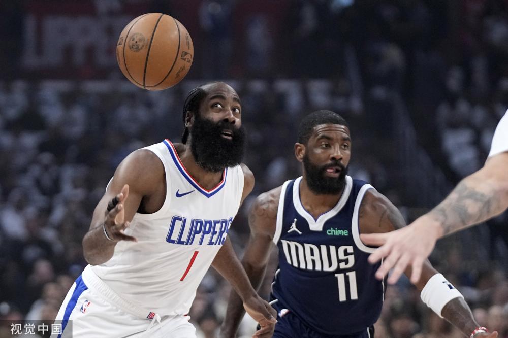 她的父亲 她的父亲