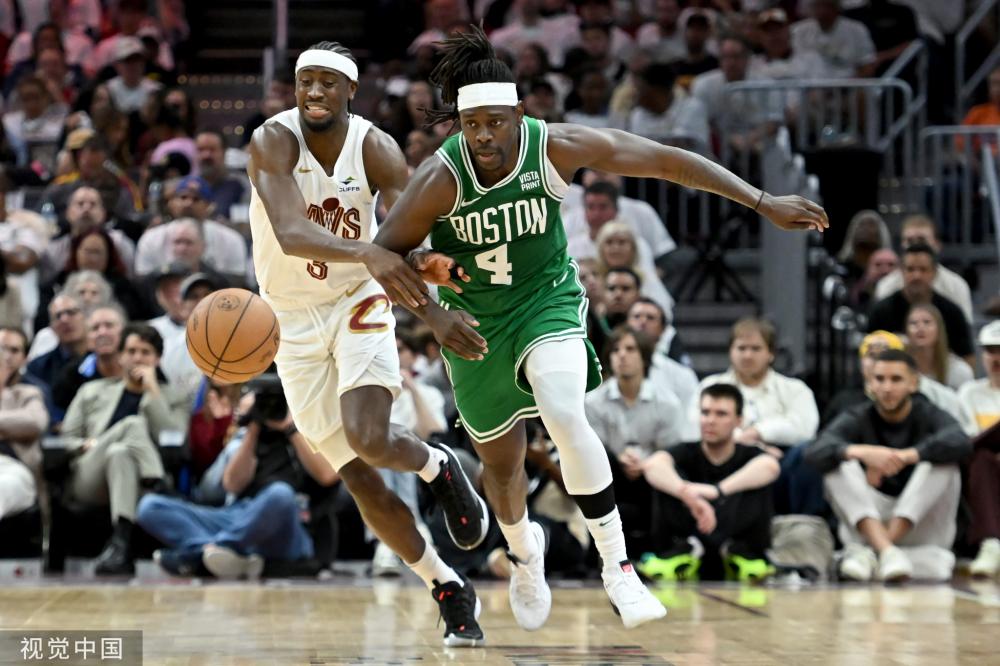 国际赛事中 国际赛事中