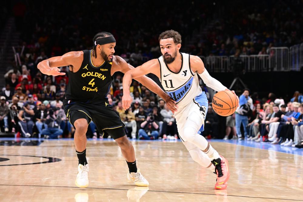 展现亚泰首 展现亚泰首