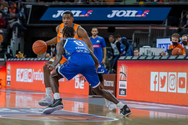 挑战相结合 挑战相结合