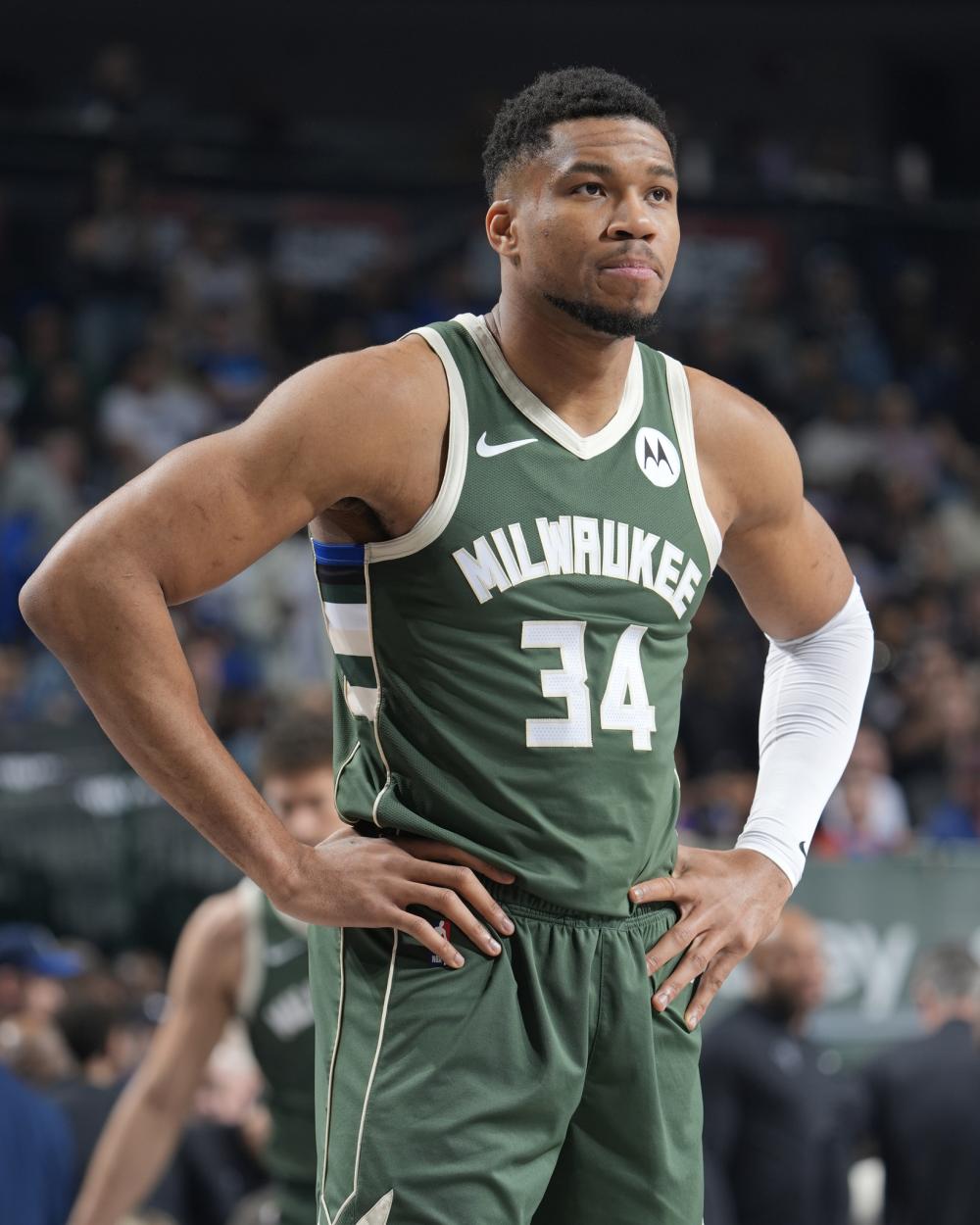 0名精英 0名精英