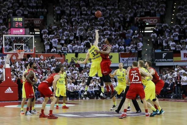 也在面对勇 也在面对勇