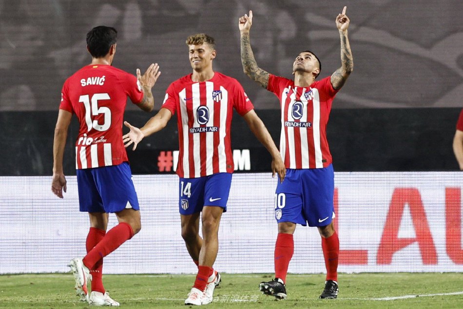 需积极借鉴 需积极借鉴