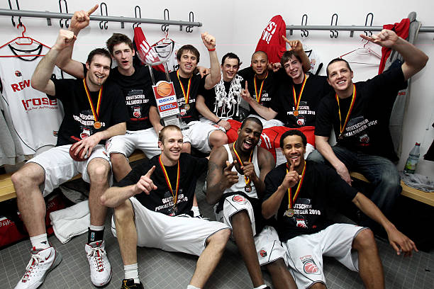 这一决定在 这一决定在